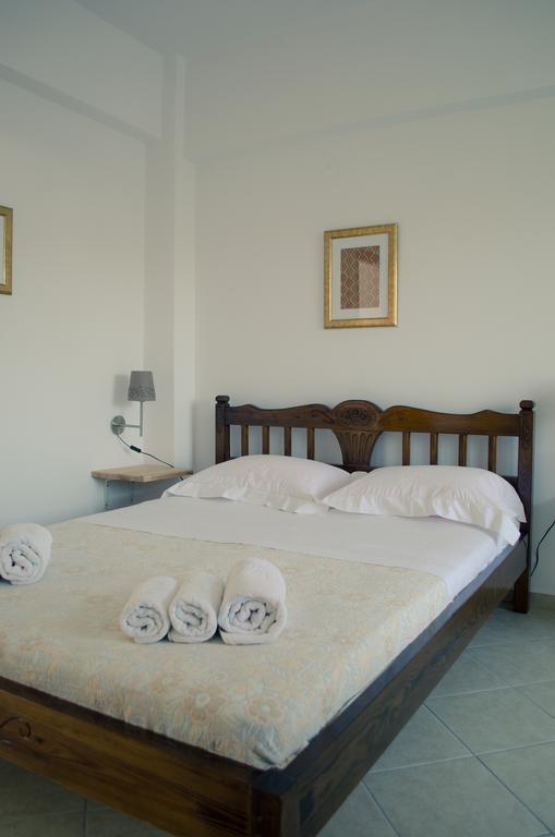 Georgias House Διαμέρισμα Σκύρος Δωμάτιο φωτογραφία